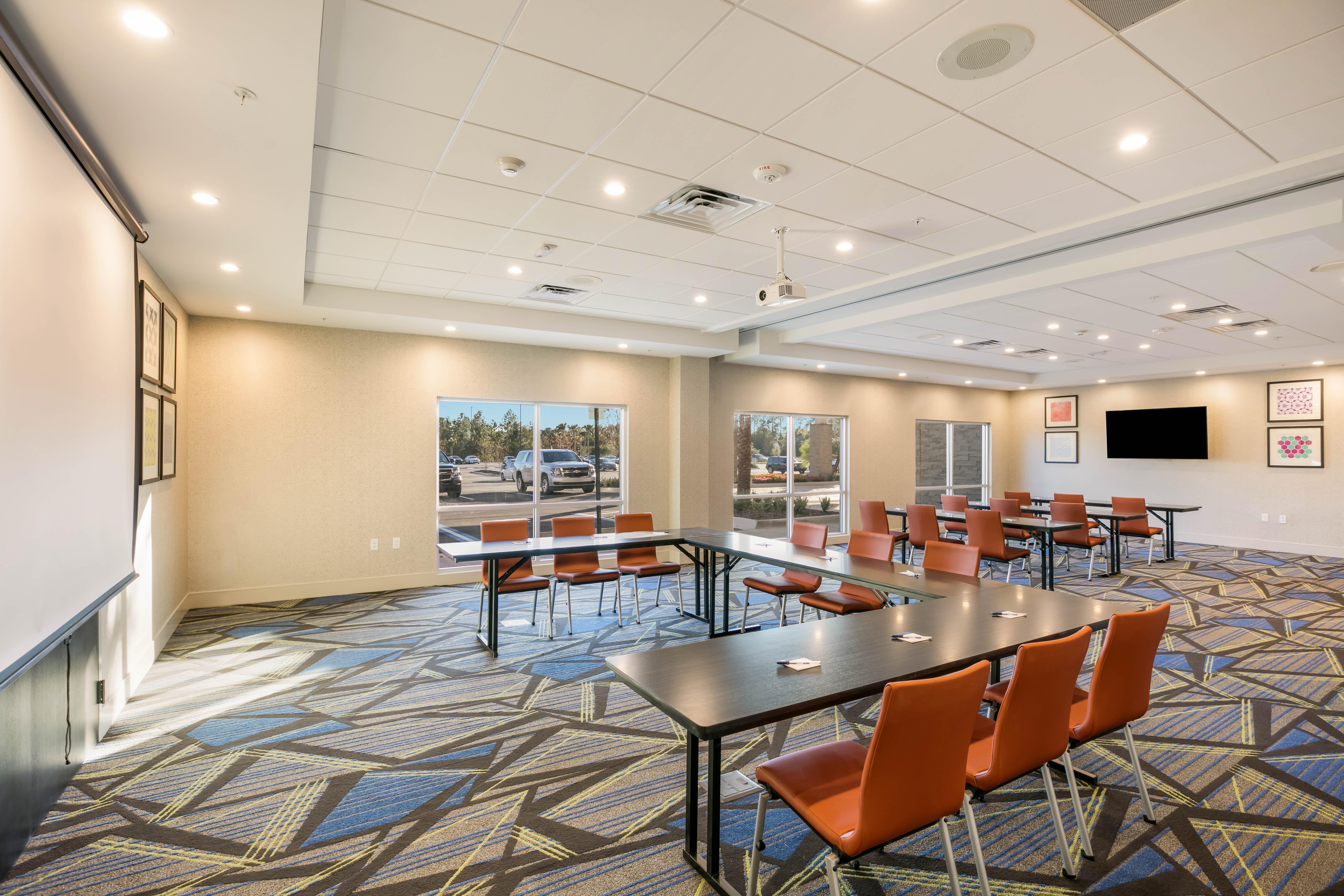 Holiday Inn Express & Suites Jacksonville - Town Center By Ihg Exterior photo